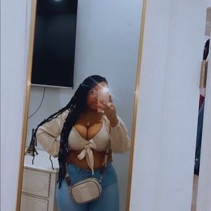 Meet your Posher, Sage